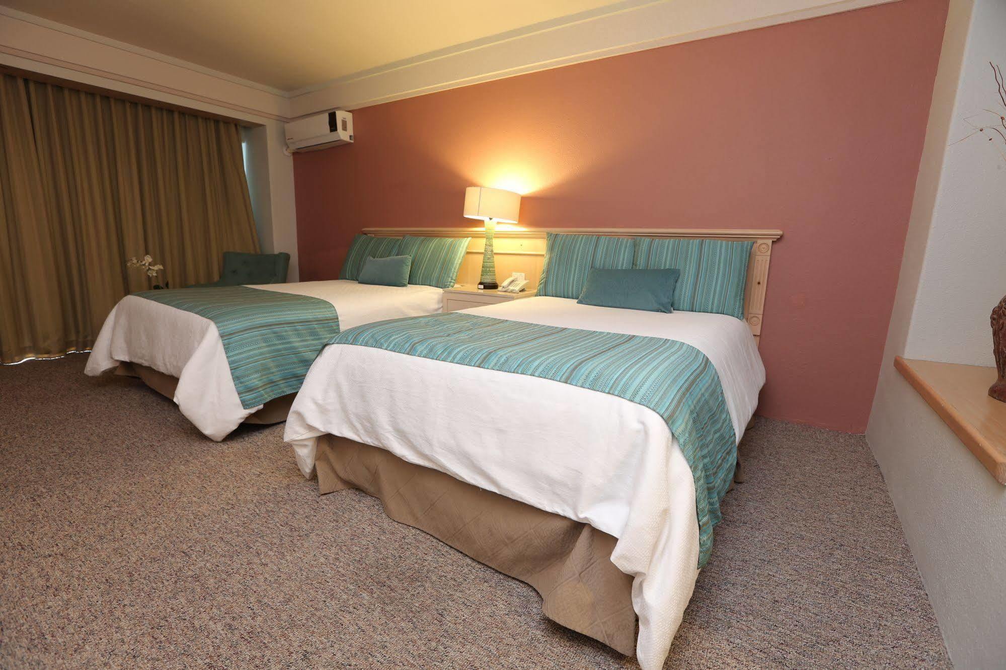 Hotel Las Rosas & Spa Ensenada Ngoại thất bức ảnh