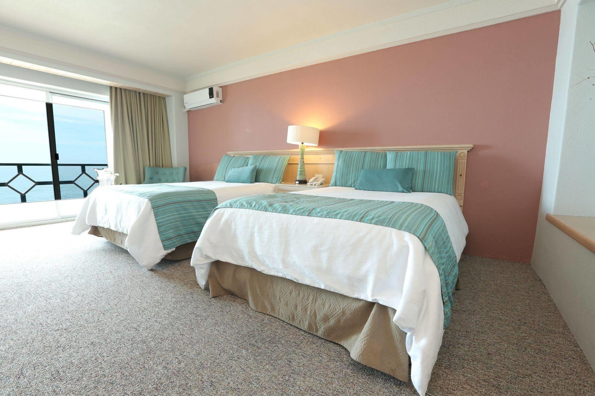 Hotel Las Rosas & Spa Ensenada Ngoại thất bức ảnh